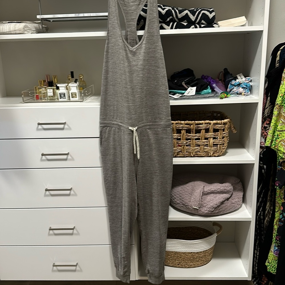 Vuori Gray Sleeveless Romper Jumpsuit